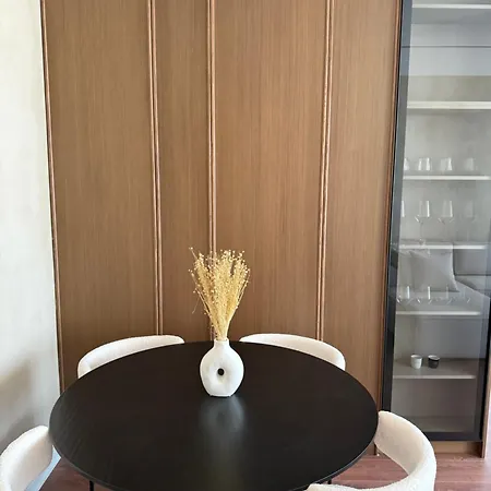 Mone Luxury Penthouses * Durrës