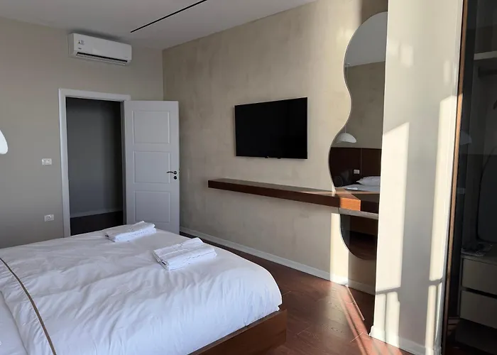 Moné Luxury Penthouses * Durrës